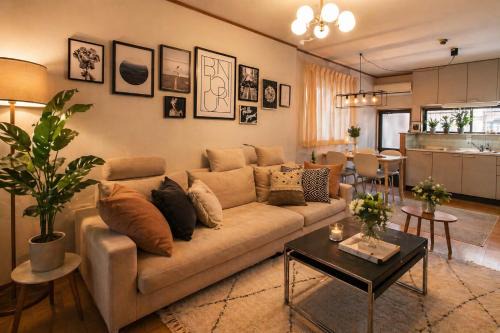 Nishikoiwa Apartment | 一棟貸切宿, HARMONIA東京小岩 6名max,wifi有,秋葉原16分新宿33分,ディズニー電車48分, 駐車場ありません