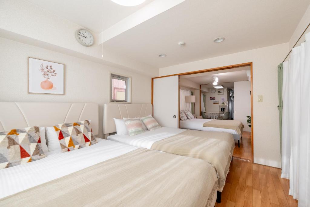 Sasazuka Apartment | 東真ビル3f