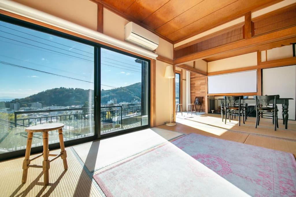 Yugawara Apartment | 湯河原「ゲストハウス城堀の家」