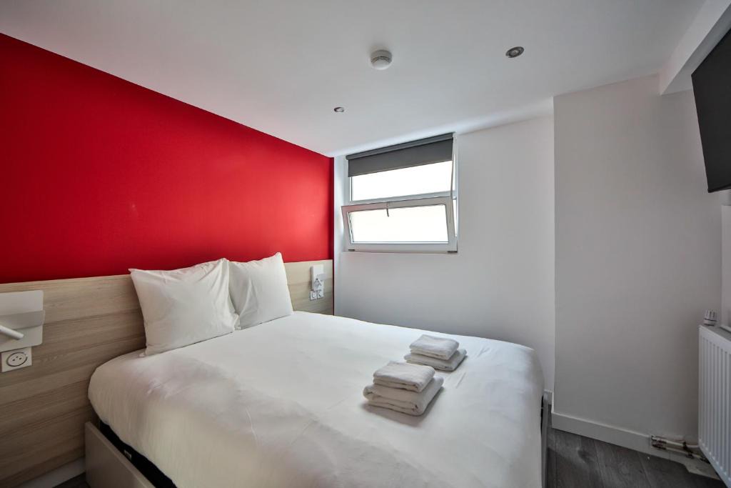 Charenton-le-Pont Apartment | 03. Chambre double#CoLiving #Loft#HomeCinema#fitness