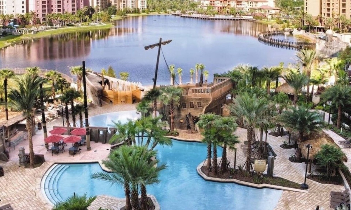 Lake Buena Vista Condo | 1 bedroom condo inside the gate of Disney world