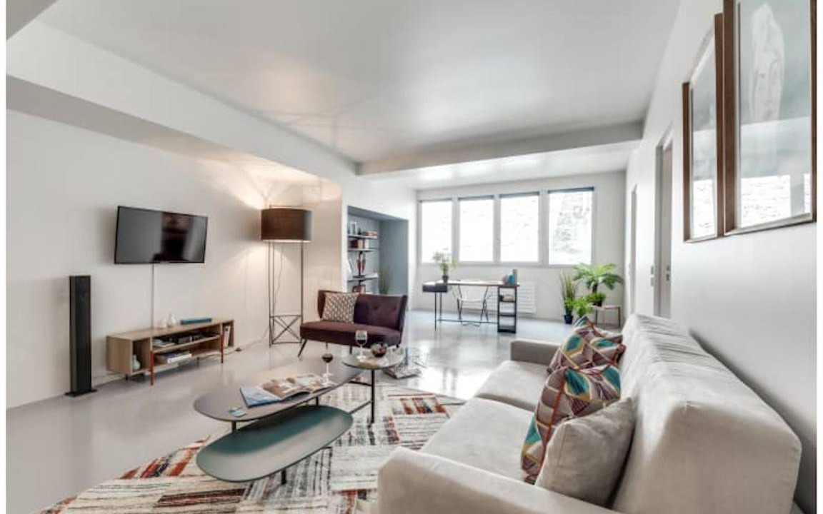 3rd Arrondissement Apartment | 115 m² Apartment ∙ 2 bedrooms ∙ 7 guests