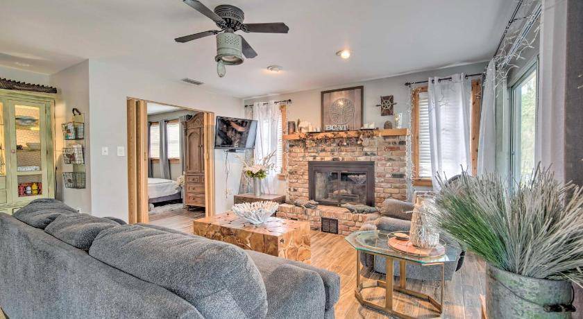 Bushnell House | 121 m² House ∙ 3 bedrooms ∙ 6 guests
