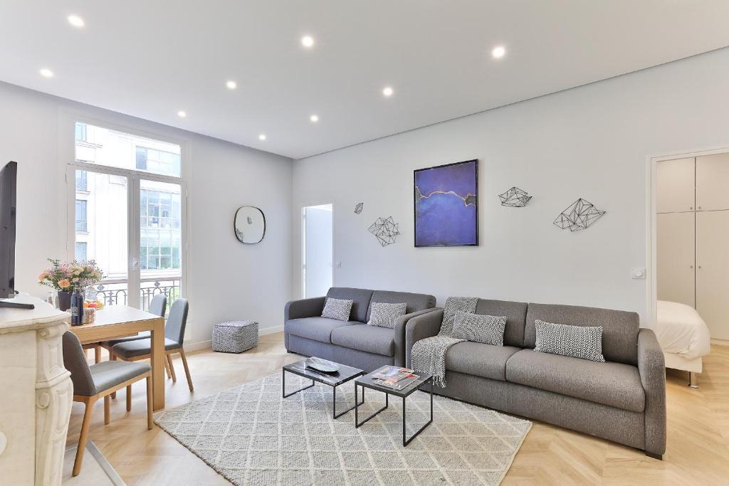 Bonne-Nouvelle Apartment | 126 - Urban Amazing 3BR Montorgueil