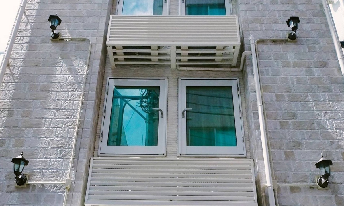 Nakano House | 12PPLHouse welevator near Shinjuku / Nakano-ku Tokyo
