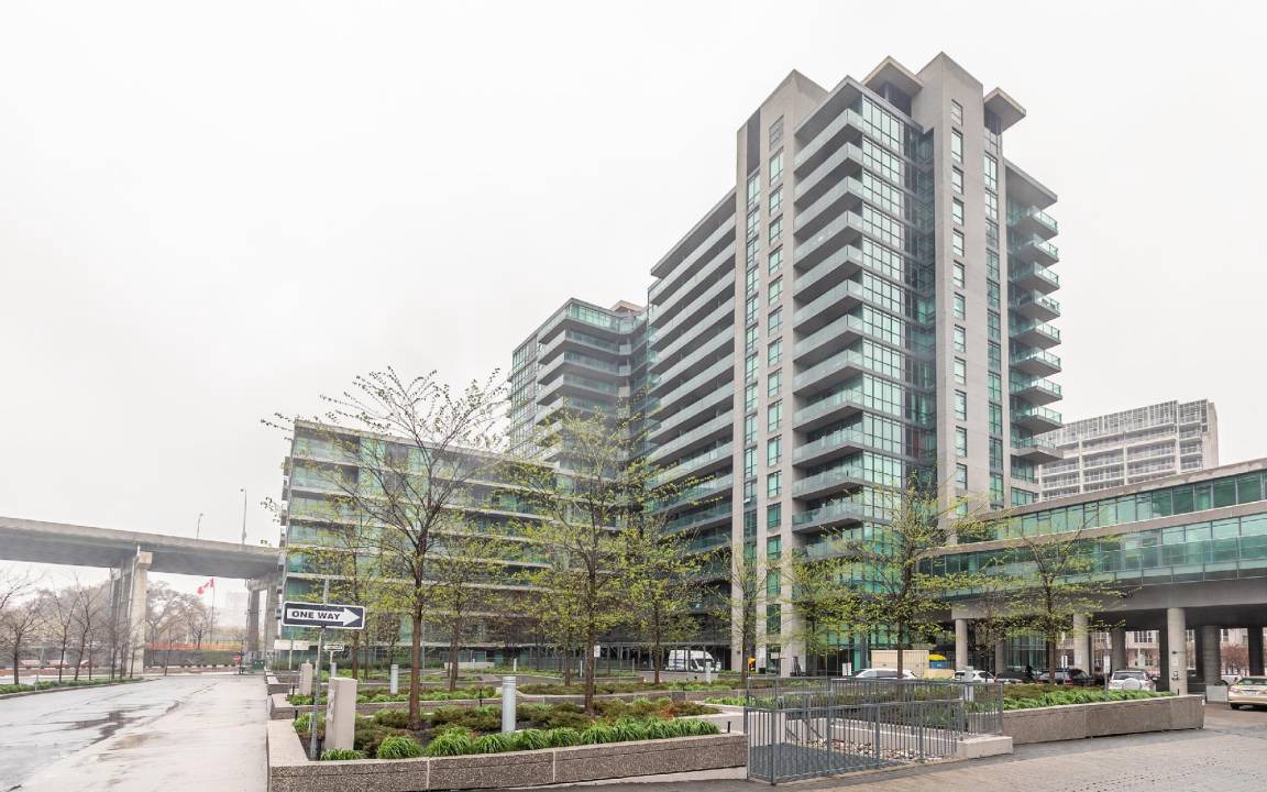 Fort York Apartment | 135 m² Apartment ∙ 3 bedrooms ∙ 8 guests