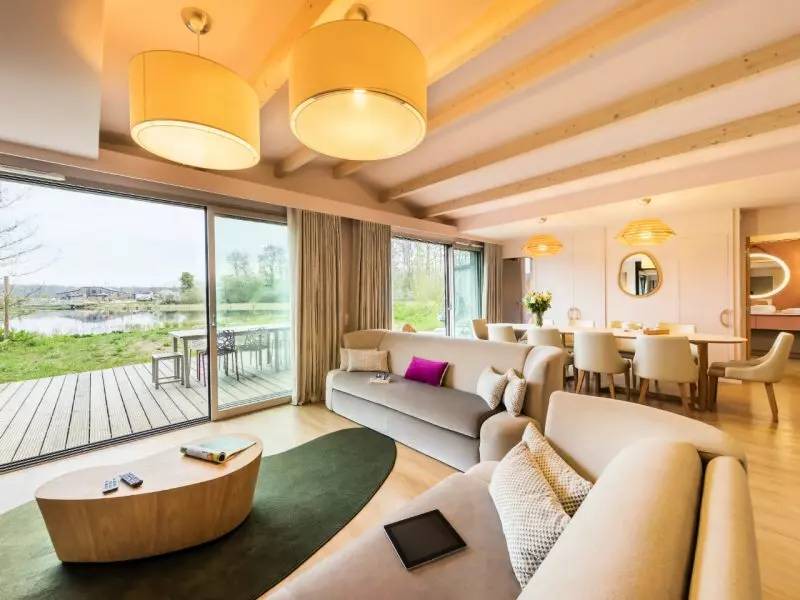 Bailly-Romainvilliers House | 136 m² Mobile home ∙ 4 bedrooms ∙ 8 guests