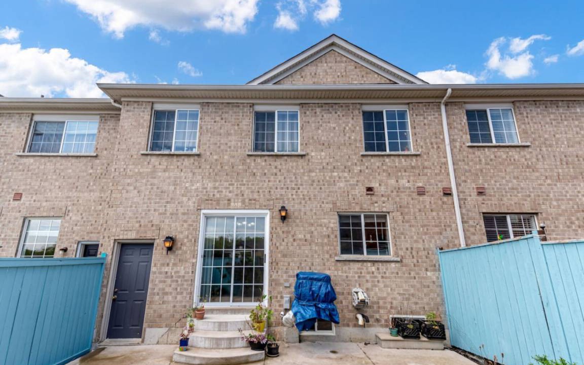 Brampton House | 139 m² House ∙ 3 bedrooms ∙ 6 guests
