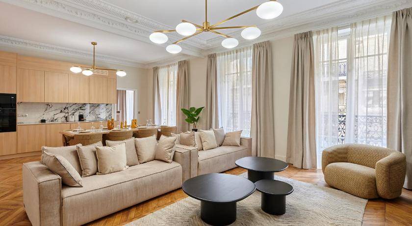 L'Europe Apartment | 147 m² Apartment ∙ 3 bedrooms ∙ 10 guests