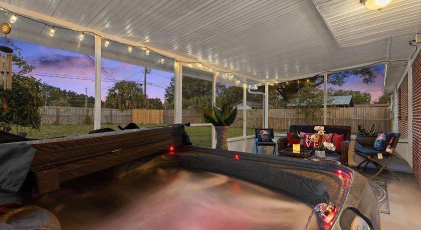 Lake Somerset House | 149 m² House ∙ 3 bedrooms ∙ 7 guests