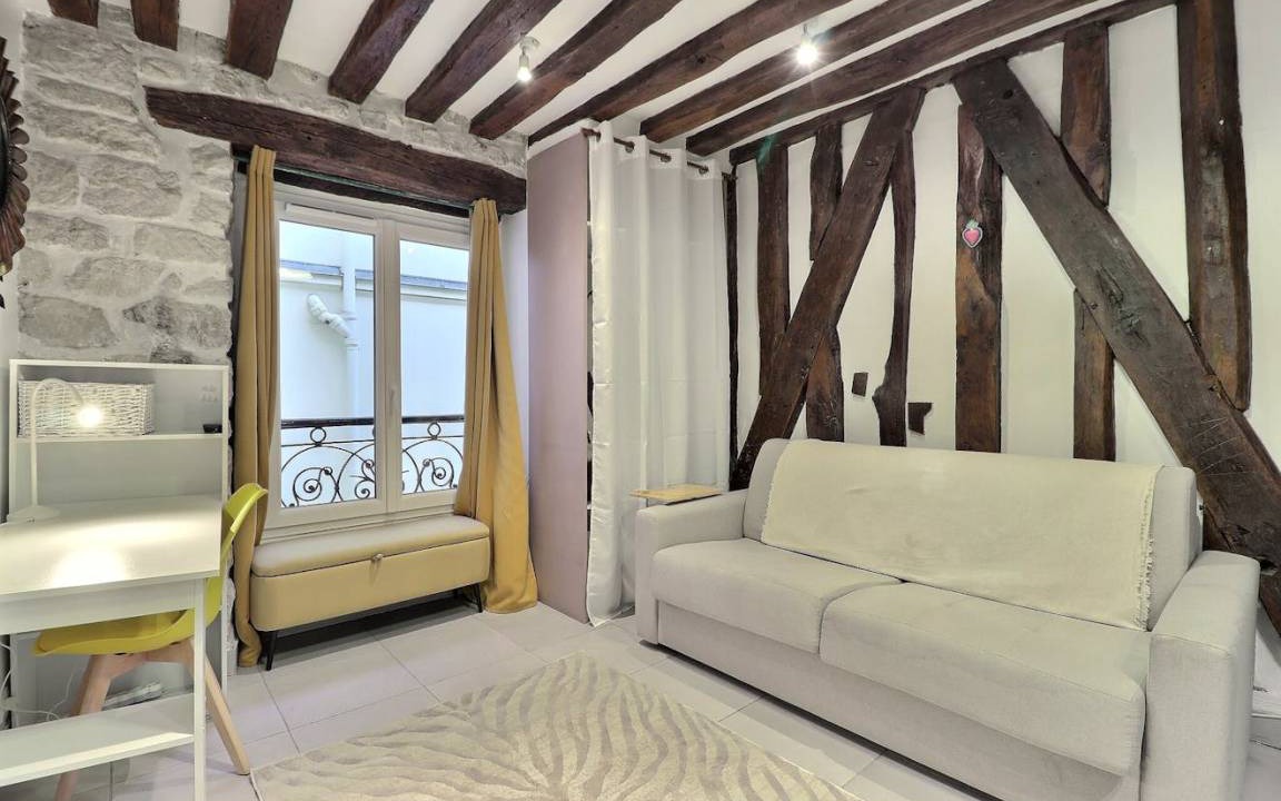 Marais Apartment | 15 m² Apartment ∙ 1 guest