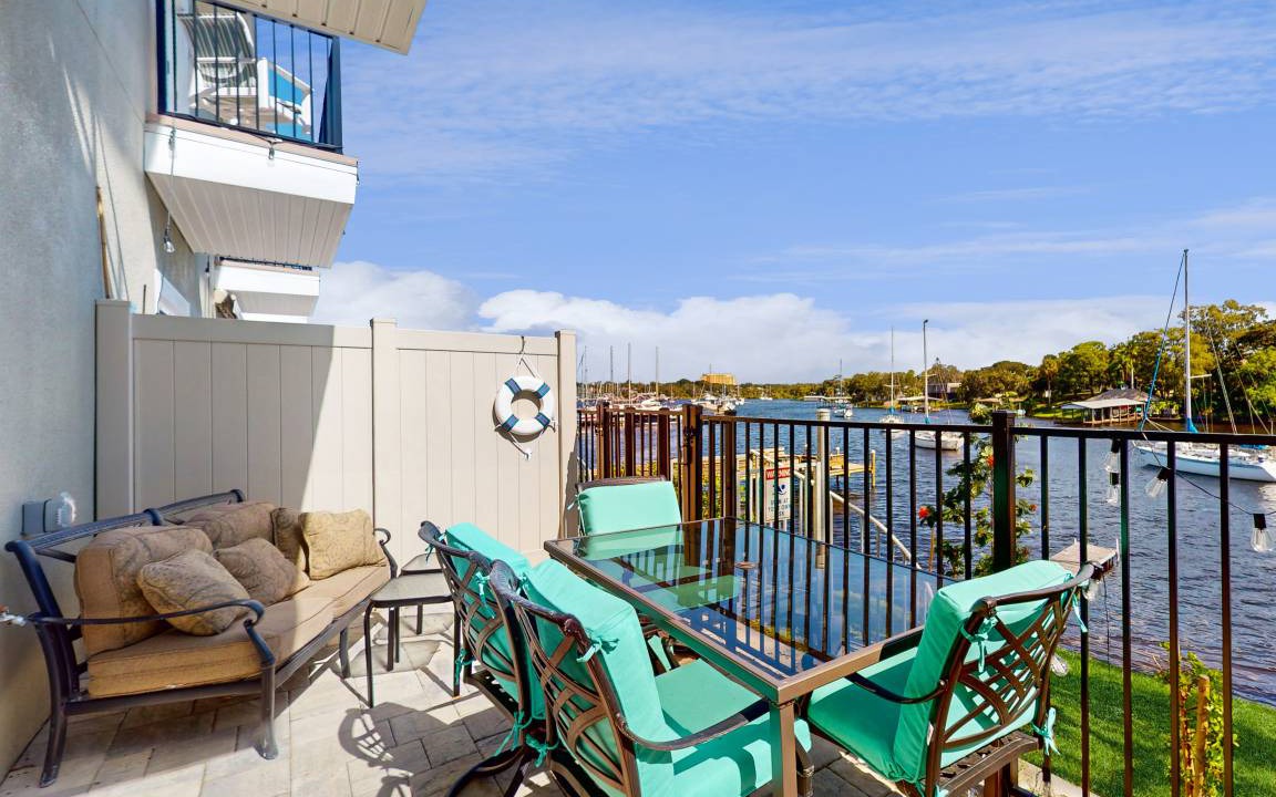 Tropic House | 162 m² House ∙ 2 bedrooms ∙ 4 guests
