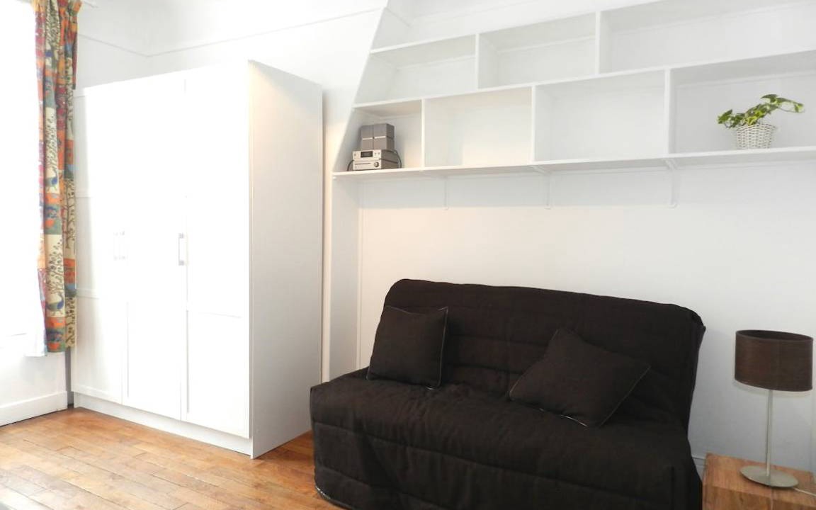 Archives Apartment | 18 m² Apartment ∙ 2 guests