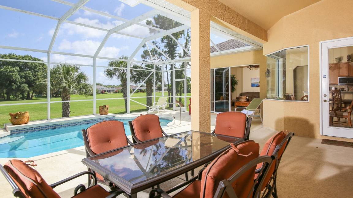 Long Meadow House | 185 m² House ∙ 2 bedrooms ∙ 6 guests
