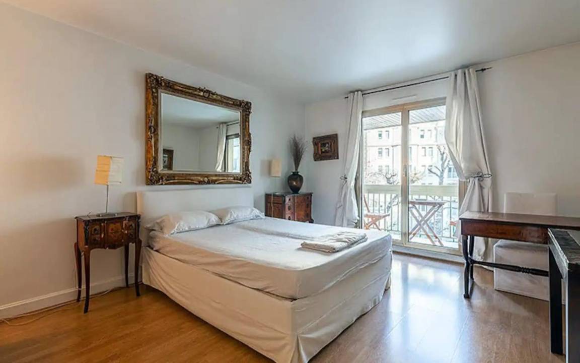 Champs-Elysees Apartment | 19 m² Apartment ∙ 2 guests