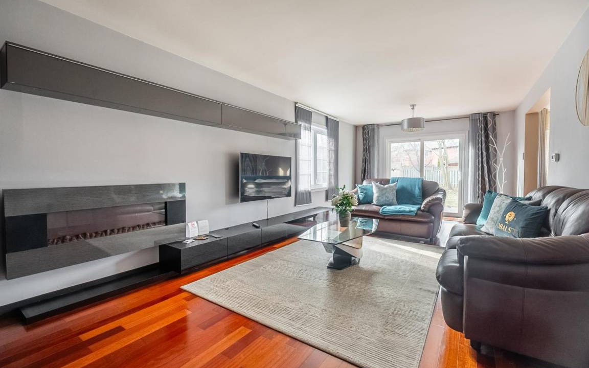 West Oakville Apartment | 190 m² Apartment ∙ 1 bedroom ∙ 1 guest