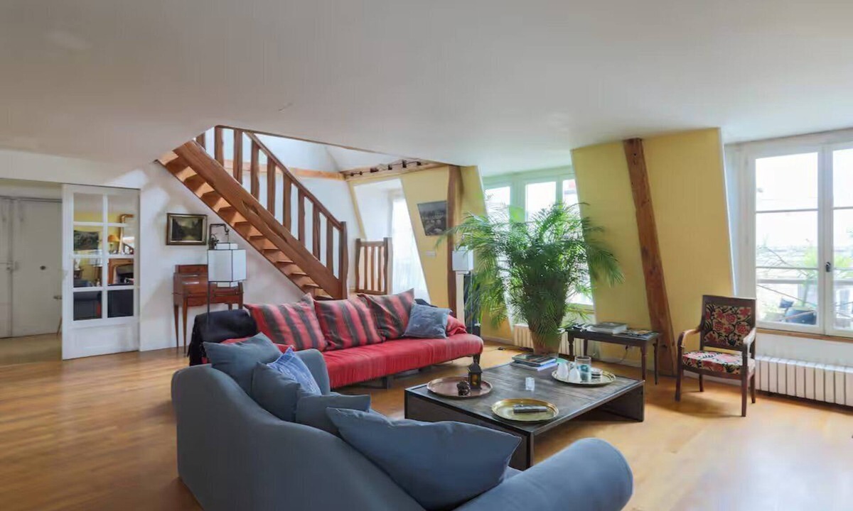 Chaussee-d'Antin Apartment | 190m2 stunning duplex, on the 5th and 6th floor Place St Georges