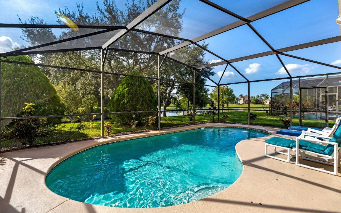 Crescent Lakes House | 193 m² House ∙ 4 bedrooms ∙ 8 guests