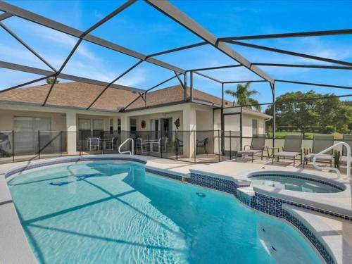 Tuscan Ridge House | 199 m² House ∙ 4 bedrooms ∙ 10 guests