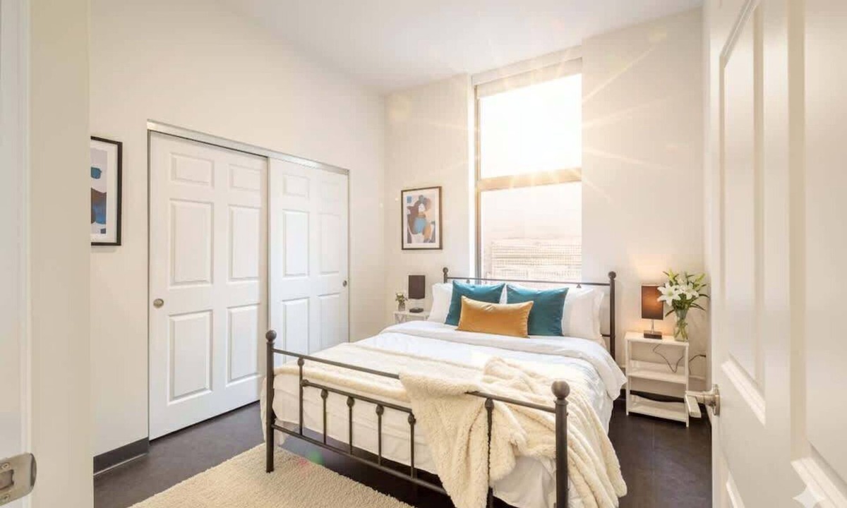 Cultural District Apartment | 1BD Central High Corner Loft Near Bridges Stadium