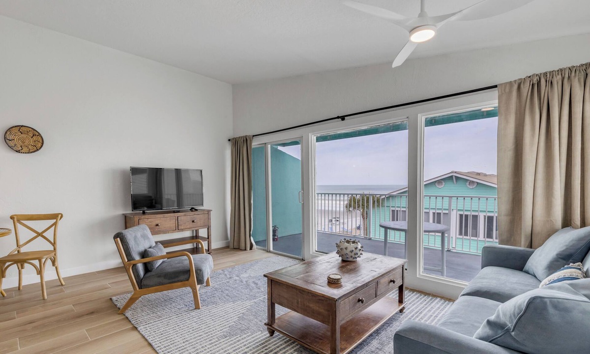 New Smyrna Beach Condo | 2/2 Oceanview Retreat with Full Kitchen & Balcony-unit 8