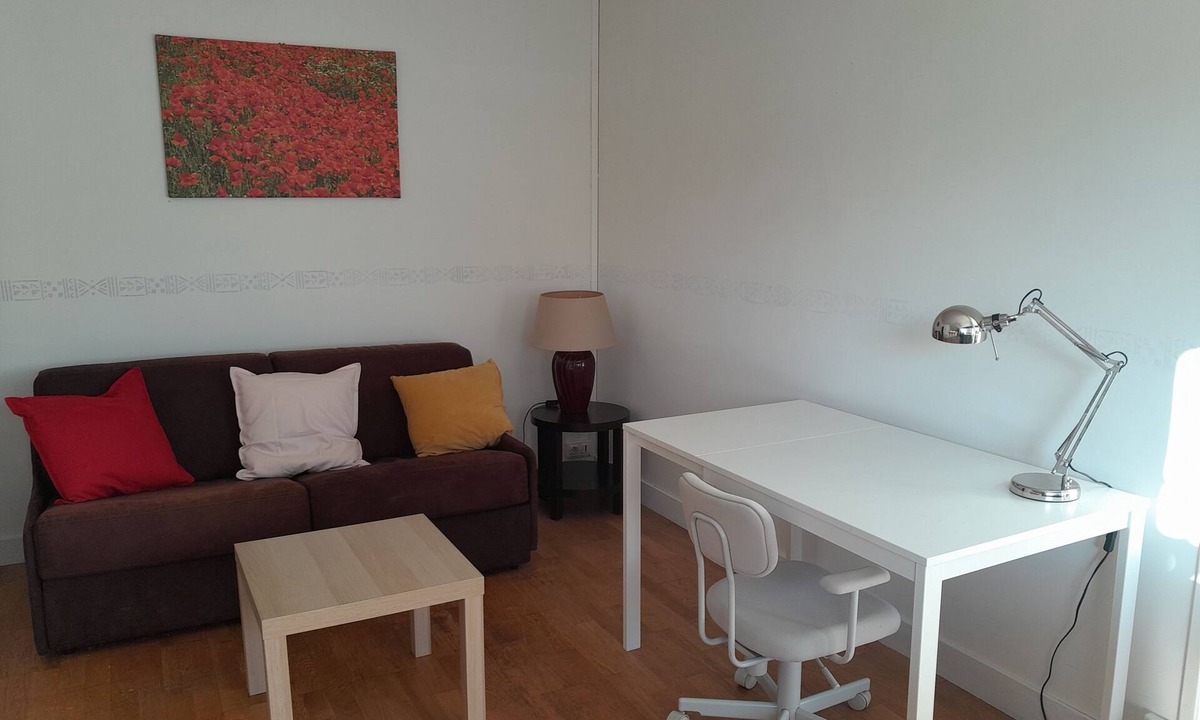 Le Plessis-Robinson Apartment | 2-room apartment 50 m2, 5 mn from ROBINSON station