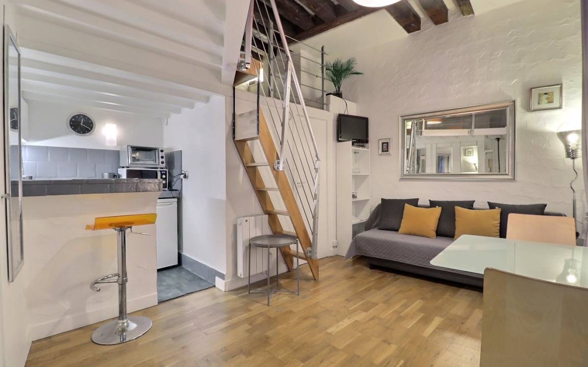 Saint-Germain-des-Pres Apartment | 20 m² Apartment ∙ 1 bedroom ∙ 2 guests