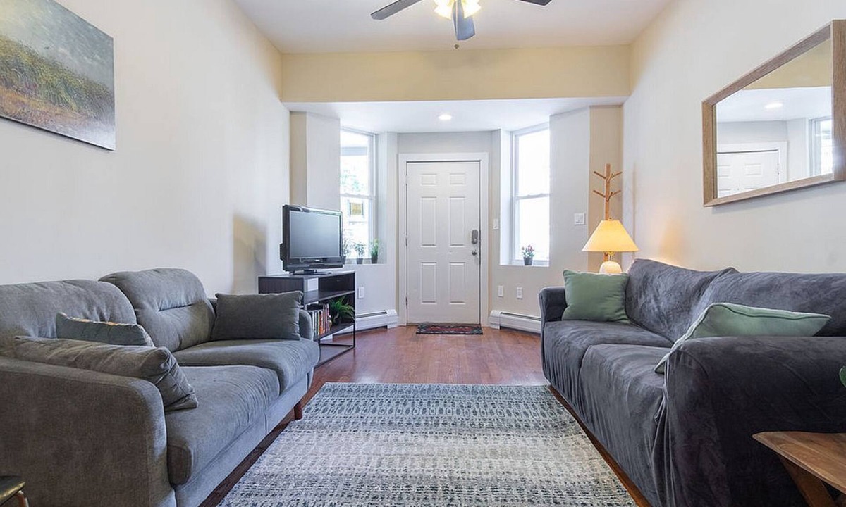 West New York Condo | 20 Min to NYC | Walk Everywhere | Cozy 2-BR | Laundry | Paid Parking