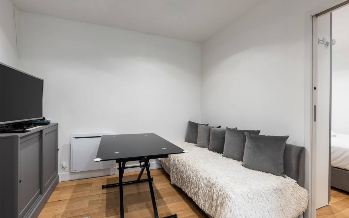 17th Arrondissement Apartment | 23 m² Apartment ∙ 1 bedroom ∙ 2 guests