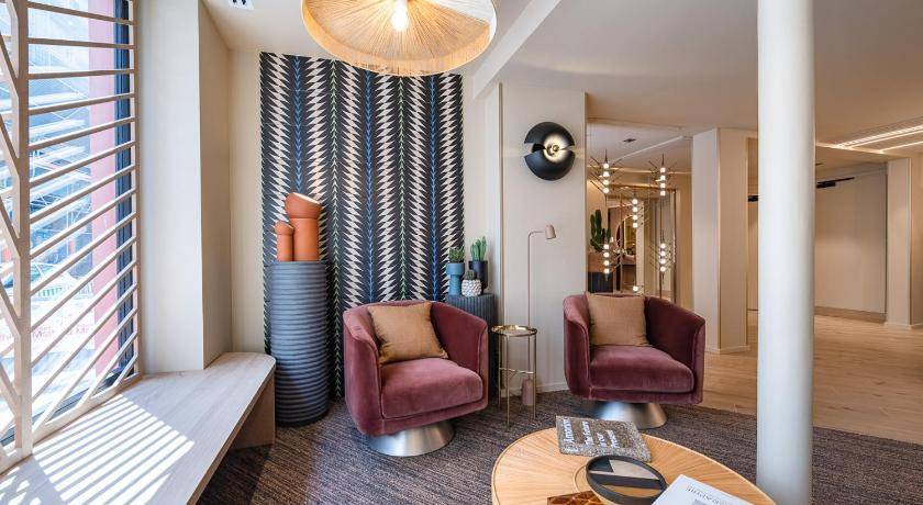 8th Arrondissement Hotel | 24 m² Hotel ∙ 127 guests