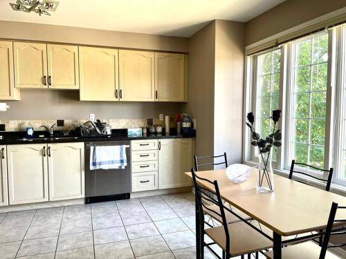Burlington Bed & Breakfast | 25 m² Bed and breakfast ∙ 2 guests