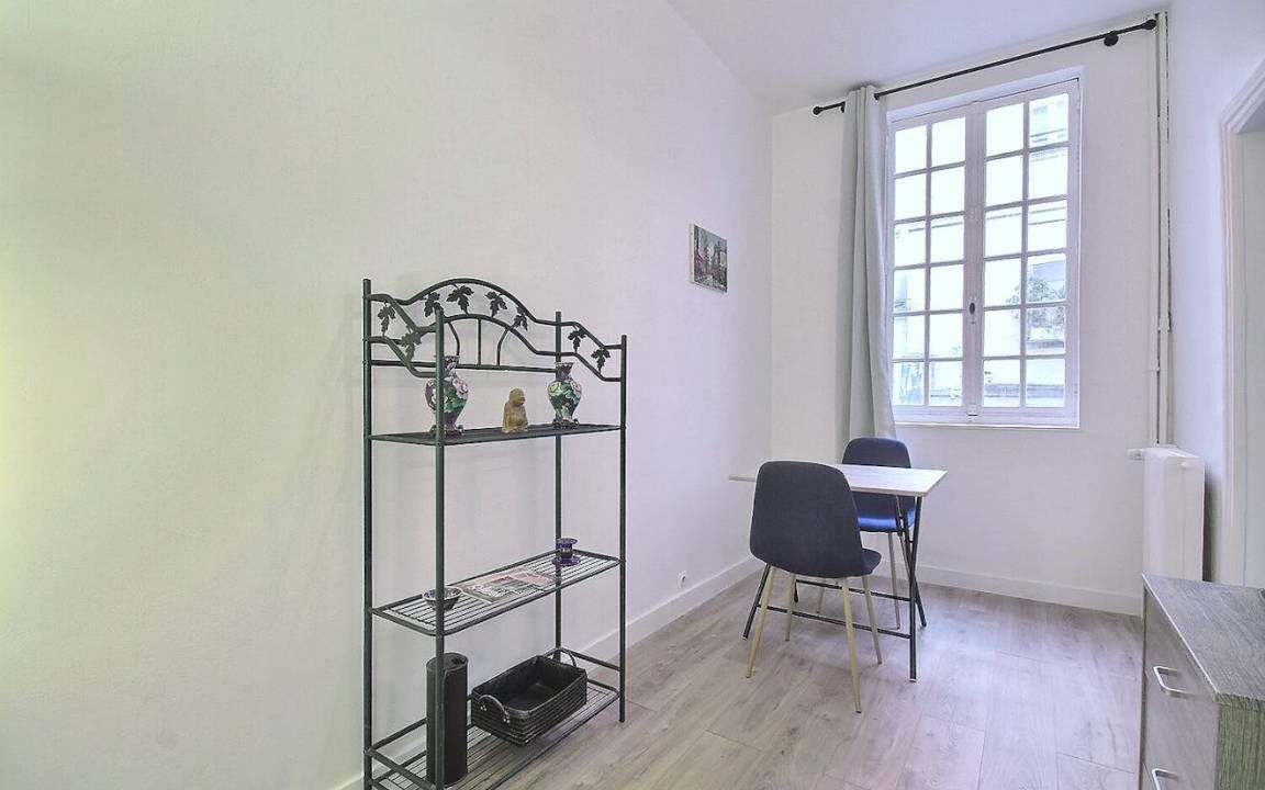 Saint-Germain-des-Pres Apartment | 28 m² Apartment ∙ 1 bedroom ∙ 2 guests