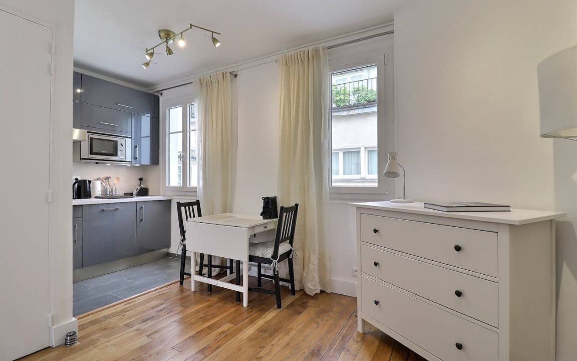 17th Arrondissement Apartment | 28 m² Apartment ∙ 1 bedroom ∙ 2 guests