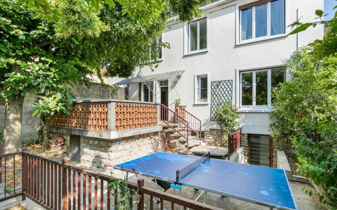 Vitry-sur-Seine Resort | 290 m² Private room ∙ 1 bedroom ∙ 11 guests