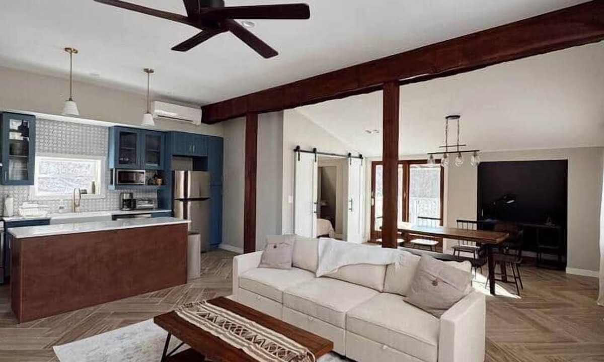 Lanesville Apartment | 2BR Barnhouse Loft Near Diamond Notch Falls
