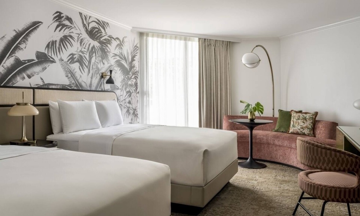 Hunt Club Hotel | 3 Queen Rooms Perfect for a Palm Beach Luxury Getaway