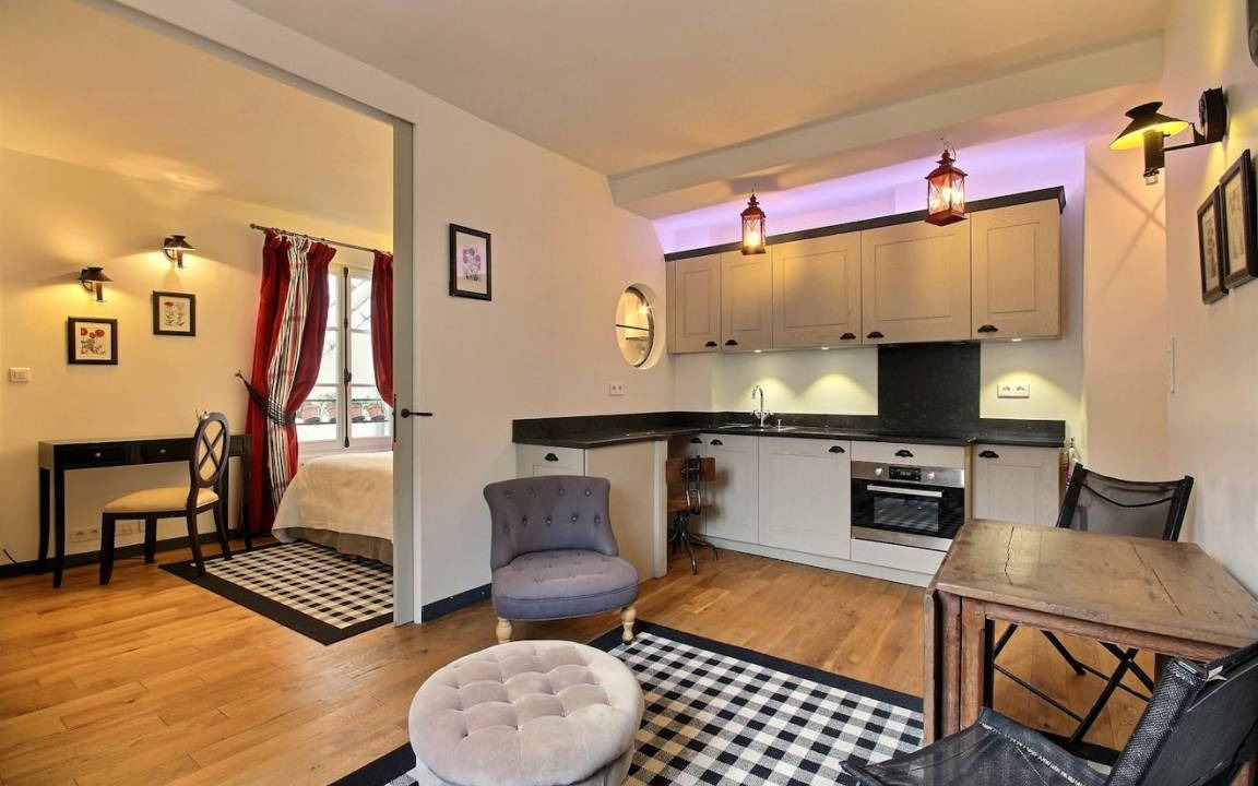 Saint-Germain-des-Pres Apartment | 30 m² Apartment ∙ 1 bedroom ∙ 2 guests