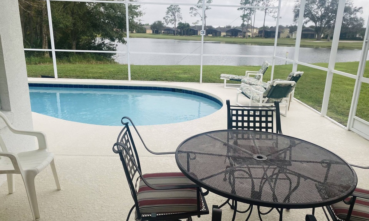 Ridgewood Lakes House | 309 Private villa on golf course with pool sleeps 6
