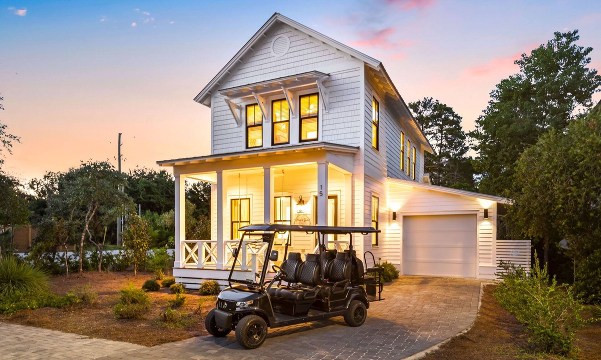 Lakeside at Blue Mountain Beach House | 30A ☀️ Private Heated Pool, Golf Cart, Beach Chairs, Custom Bunk, Playground