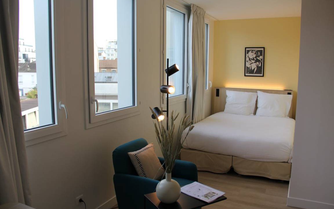 Issy-les-Moulineaux Other | 32 m² Accommodation ∙ 2 guests
