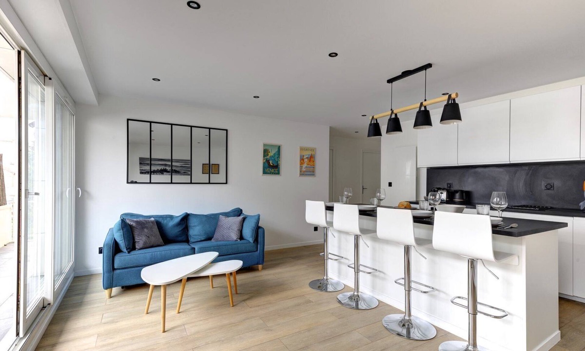 Suresnes Apartment | 320 Dolce Vita Suite - Superb apartment