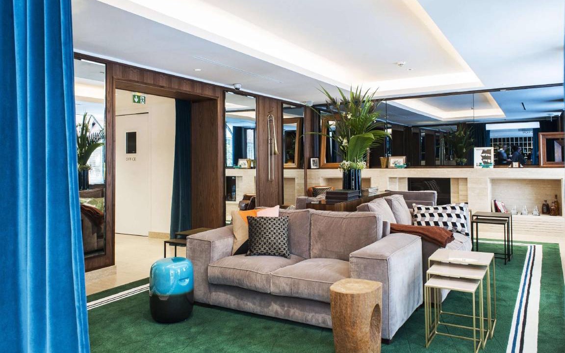 15th Arrondissement Hotel | 34 m² Hotel ∙ 127 guests