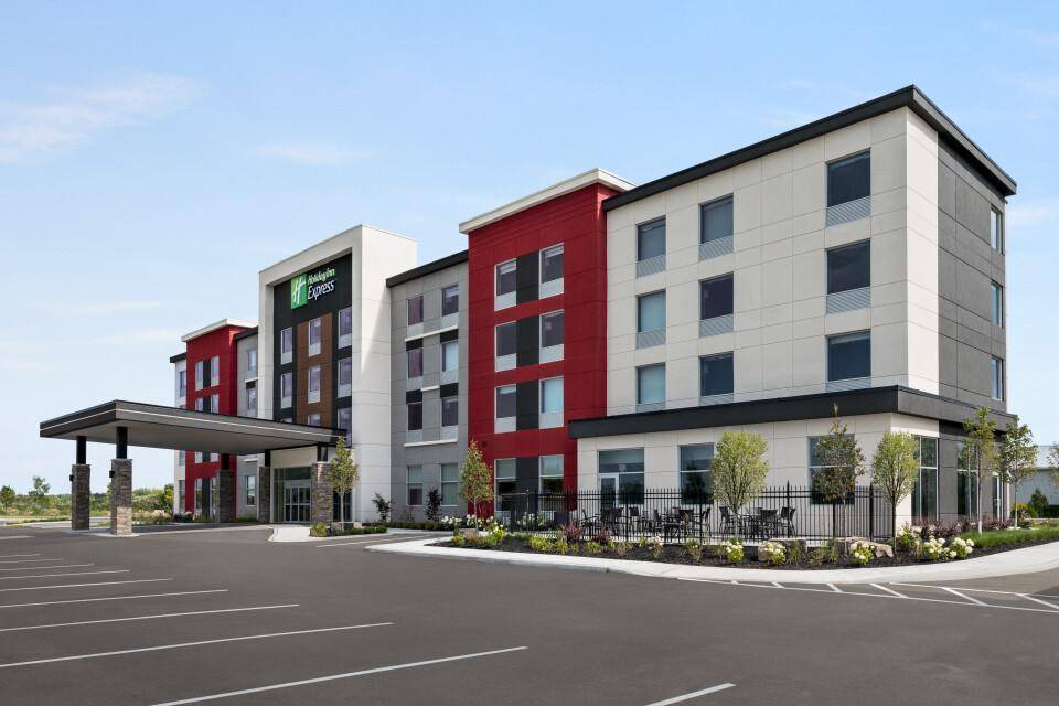 Strathroy Hotel | 355 m² Hotel ∙ 8 guests