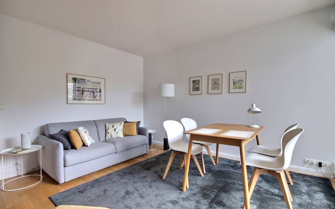 Neuilly-sur-Seine Apartment | 36 m² Apartment ∙ 2 guests