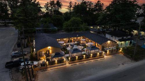Wasaga Beach Apartment | 37 m² Serviced apartment ∙ 2 bedrooms ∙ 5 guests