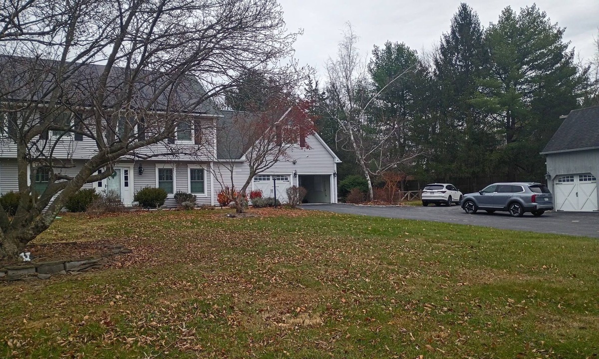 Lagrangeville House | 4-bedroom estate in delightful Lagrangeville with AC