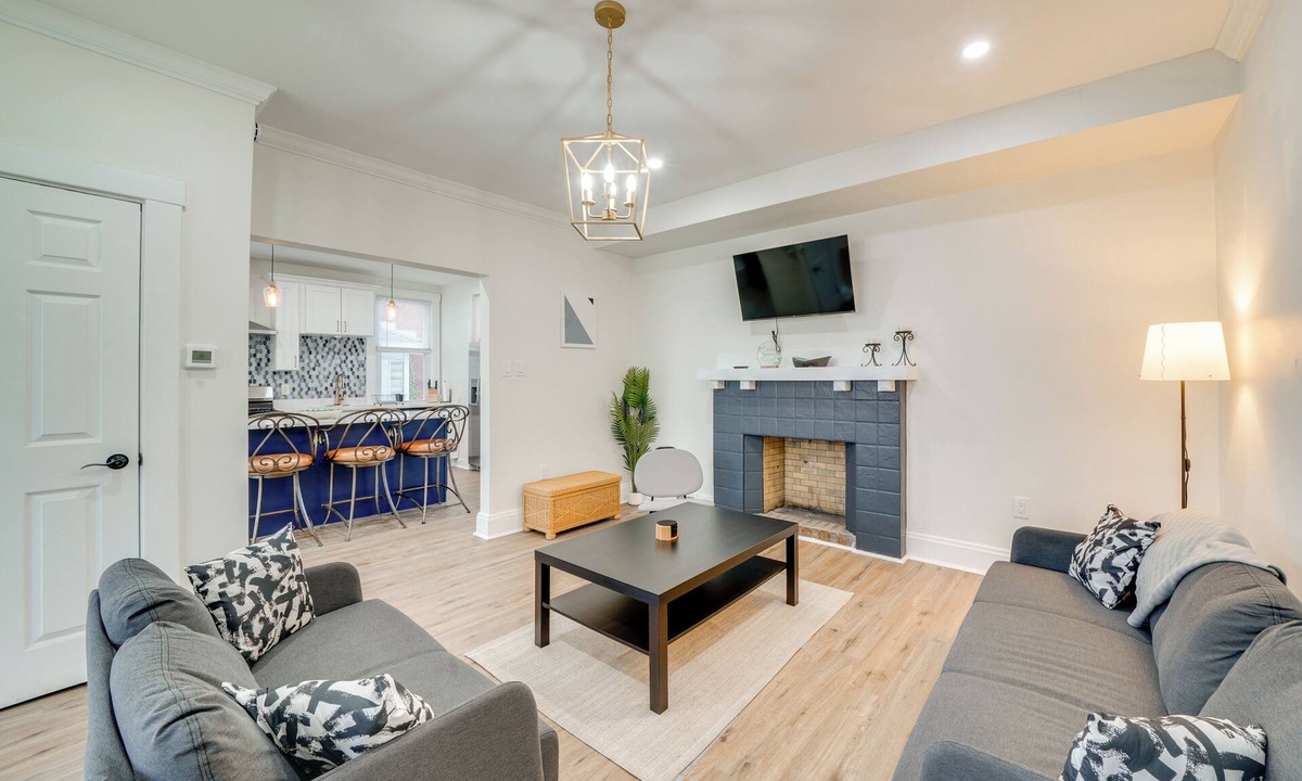 South Hills House | 4 Mi to Dtwn: Pet-Friendly Home in Pittsburgh