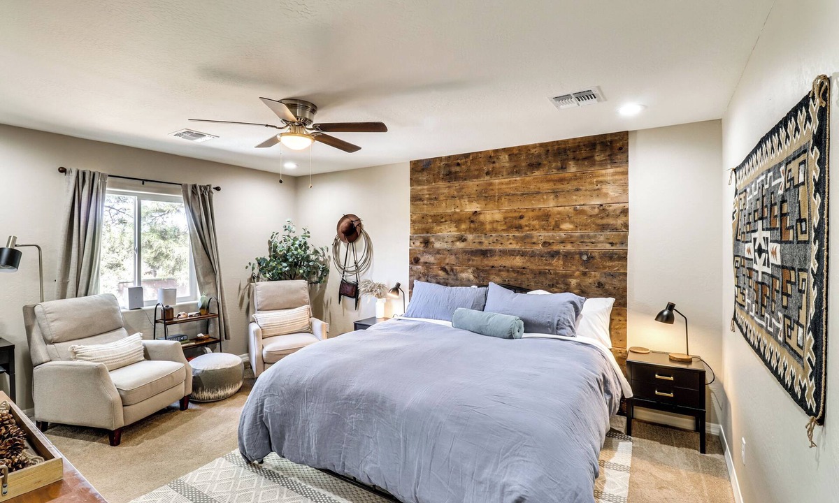 Torreon Cottage | 4 Mi to Lake: Show Low Home w/Hot Tub