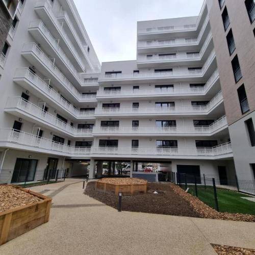 Bobigny Apartment | 40 m² Apartment ∙ 1 bedroom ∙ 4 guests
