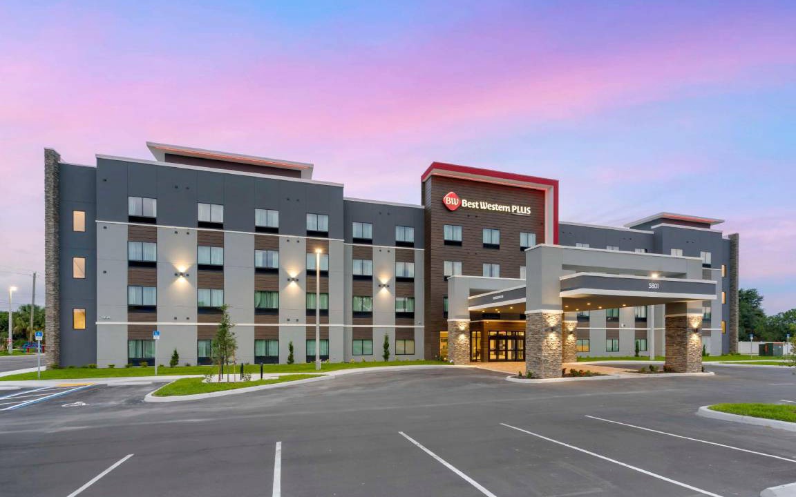 Winter Haven Hotel | 41 m² Hotel ∙ 127 guests